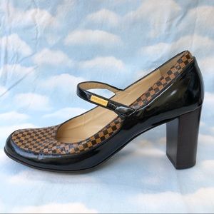 Authentic Louis Vuitton Vintage Mary Jane Pumps Size 37.5.